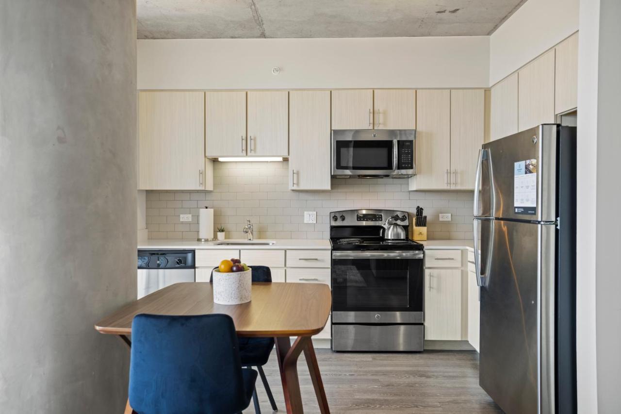 Placemakr Premier SoBro Nashville Exterior foto Kitchen