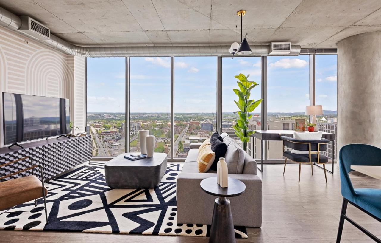 Placemakr Premier SoBro Nashville Exterior foto A staged apartment at The Van Alen