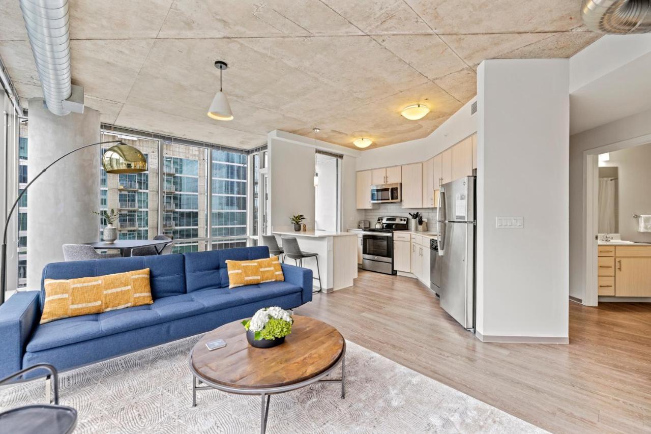 Placemakr Premier SoBro Nashville Exterior foto A staged apartment at 1000M