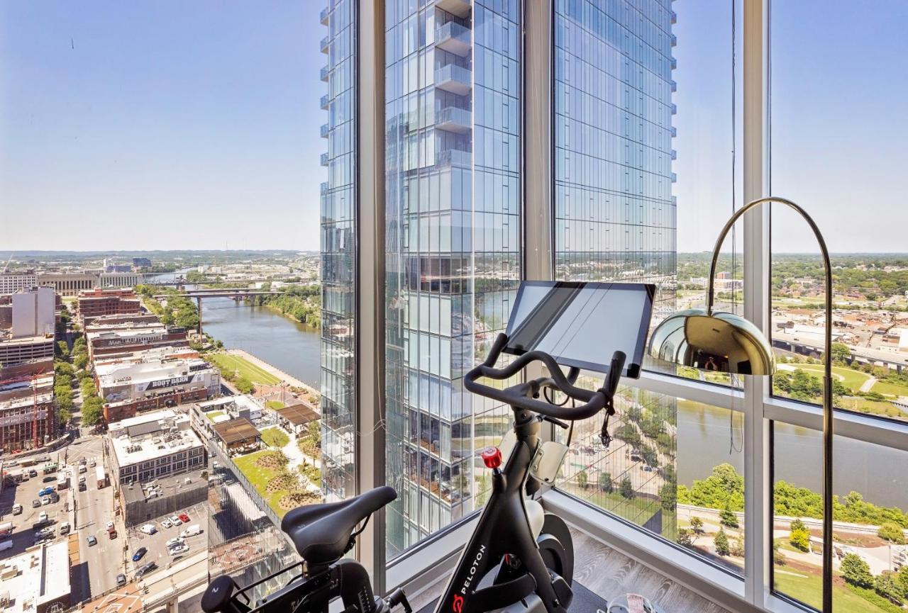 Placemakr Premier SoBro Nashville Exterior foto Peloton bike in a home